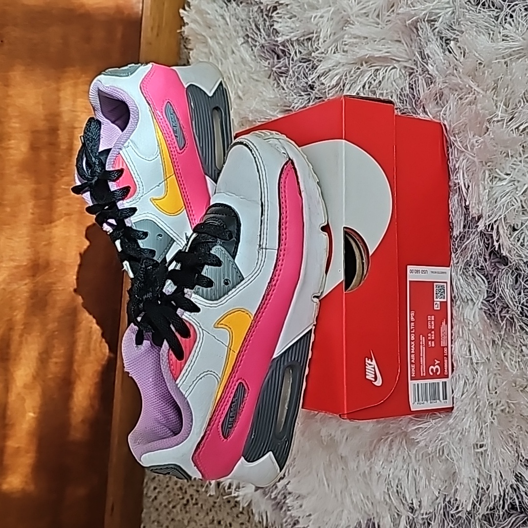 Nike Air Max 90